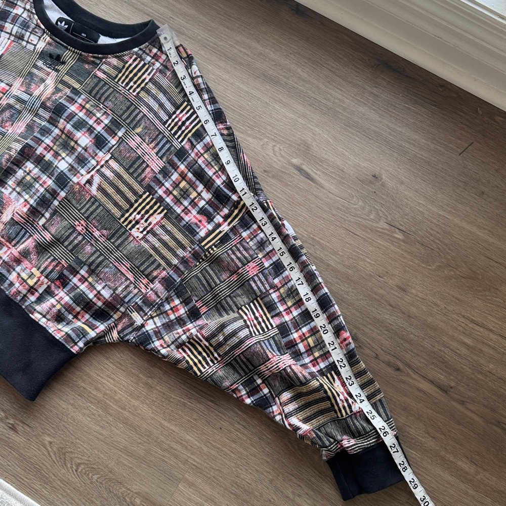 adidas Originals x HER Studio London
Plaid Patchwork Cropped Sweatshirt Size Lg - Picture 10 of 12